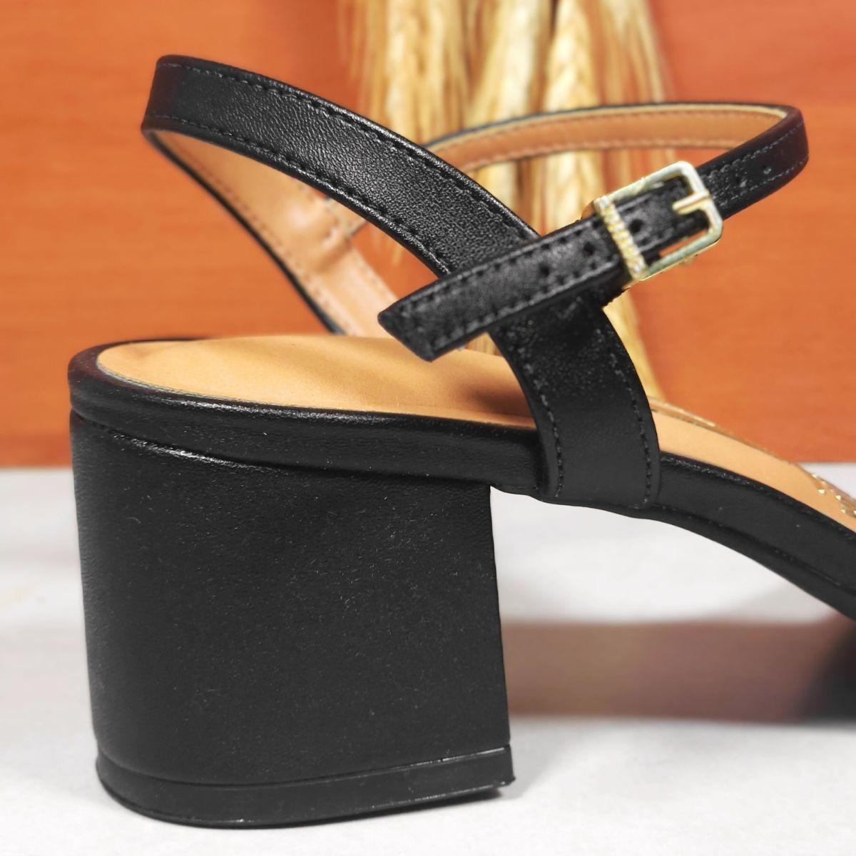 Sandália De Salto Bloco Médio Vizzano Feminino Original
